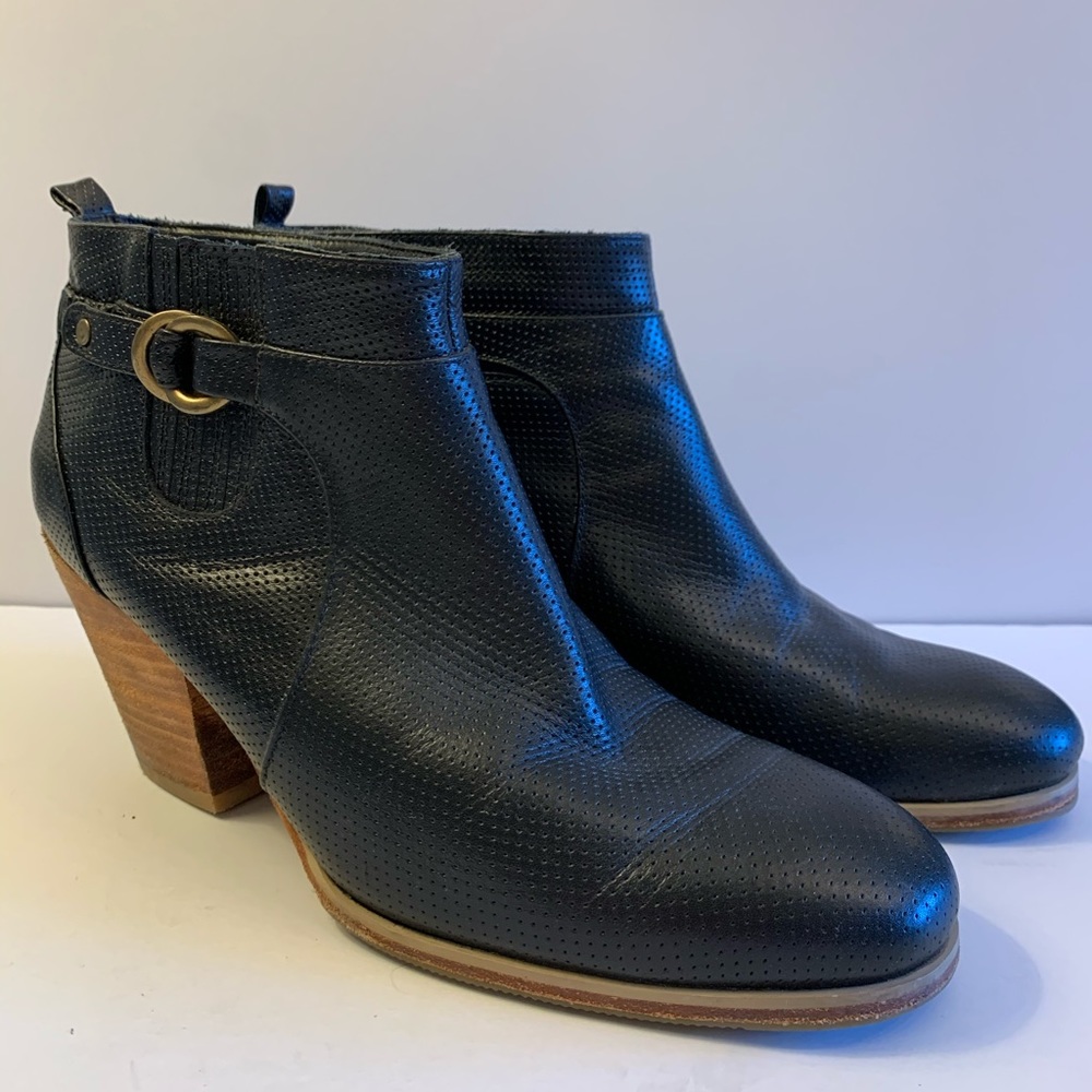 Rachel Comey ankle booties
